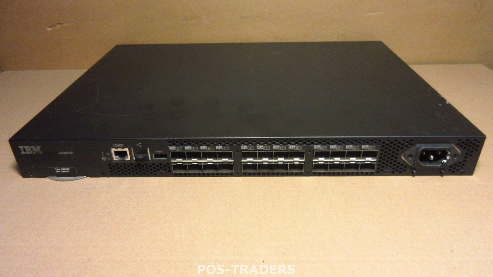 IBM 249824E System Storage SAN24B-4 Express 8GB SAN Network Switch 