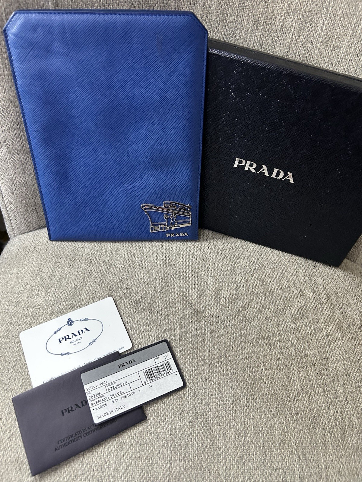 Prada Saffiano Travel Leather Back Cover Tablet Case Azzurro N
