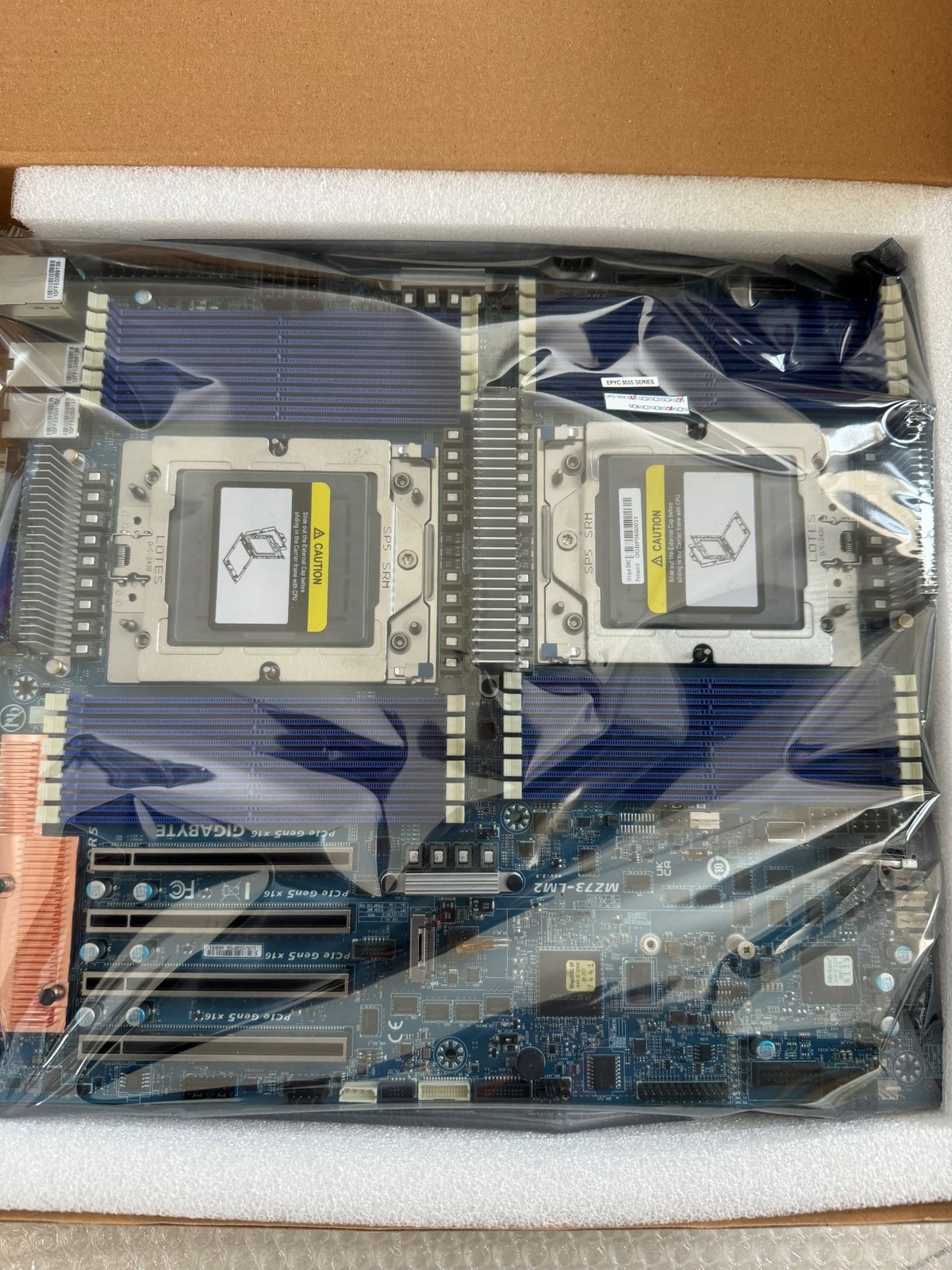Gigabyte MZ73-LM2 SP5 DDR5 Server Motherboard Support 9004/9005 4PCIE 5.0×16