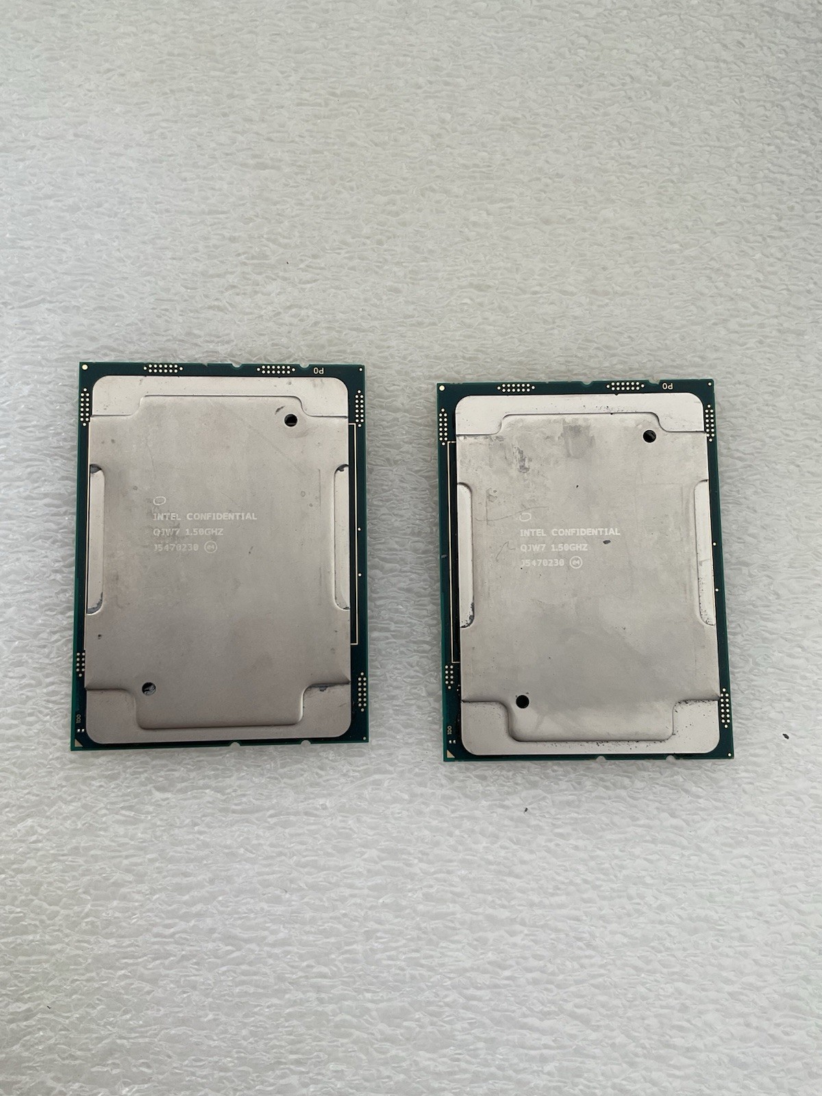 LOT2  QJW7  Intel CONFIDENTIAL 1.50GHz 28-Core 38.5MB CPU