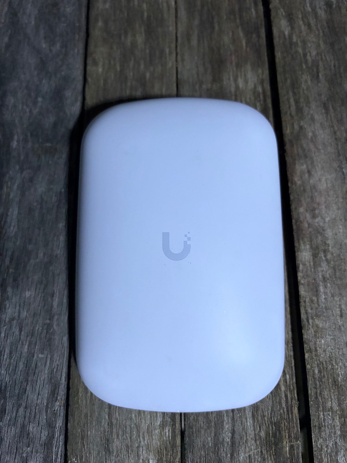 Ubiquiti UniFi U6 Extender (U6-Extender-US) WiFi 6 Wall-Plug Access Point