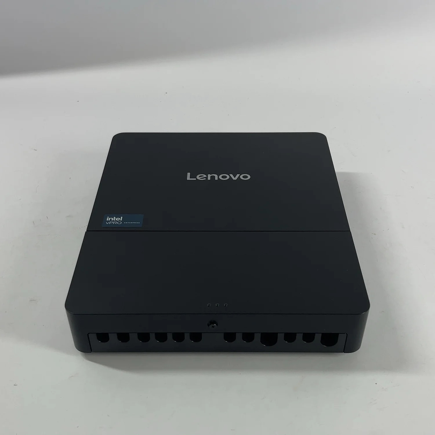 Lenovo ThinkSmart Core Gen 2 Core Ultra 5 135H 3.60GHz 16GB RAM 256GB SSD