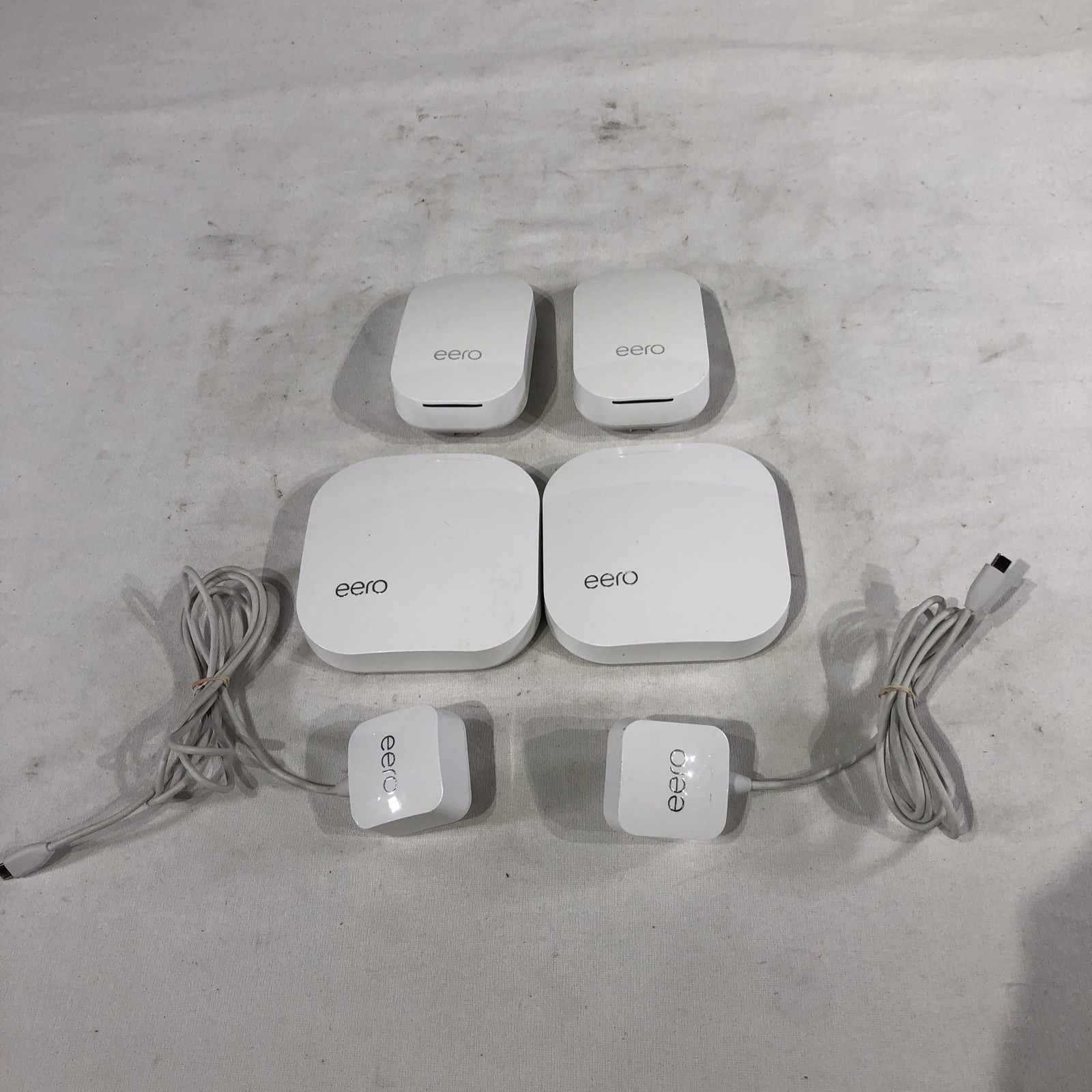 Amazon Eero Pro Mesh Wi-Fi 5 System 2nd Generation (2 Pro Routers + 2 Beacons)