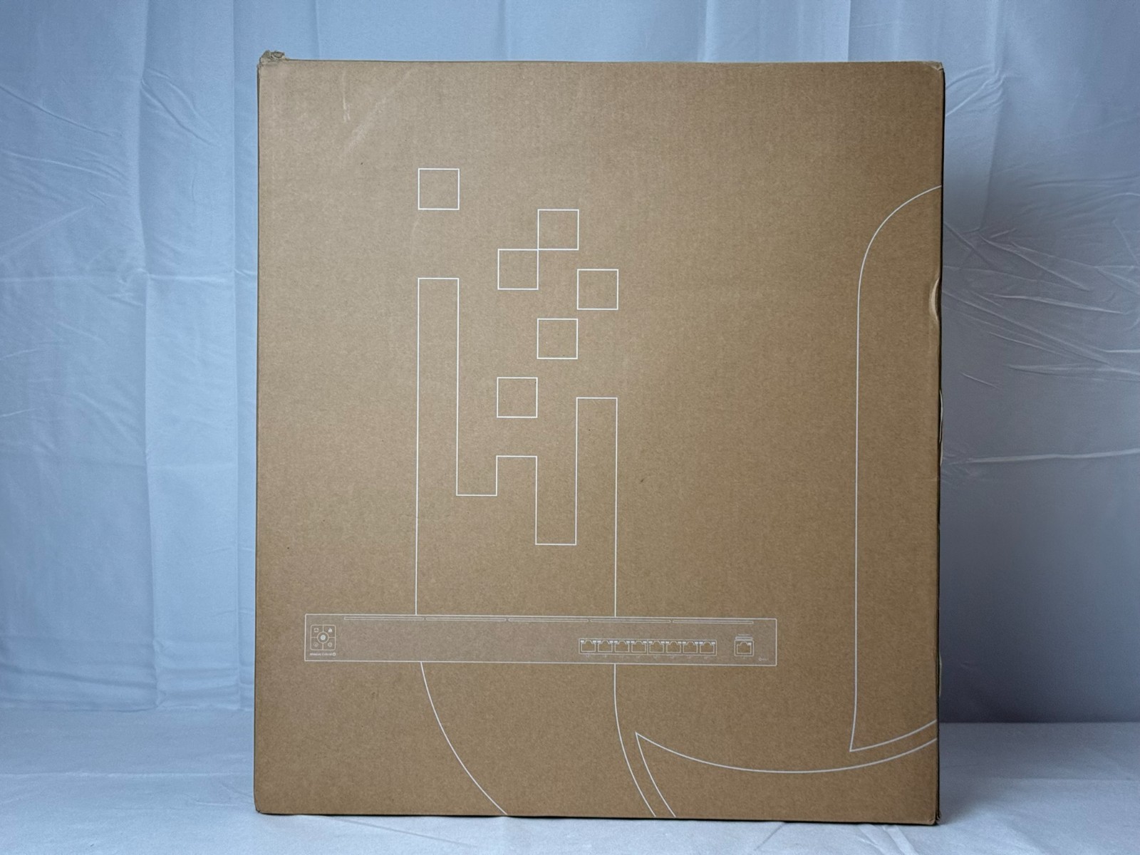 Ubiquiti UniFi USW-Mission-Critical UPS PoE Switch 120W 368Wh NEW SEALED