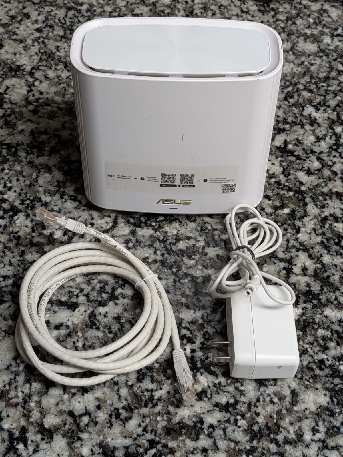 ASUS ZenWiFi XT8 AX6600 Tri-Band WiFi 6 Mesh Router Bundle w/ Adapter & Cable