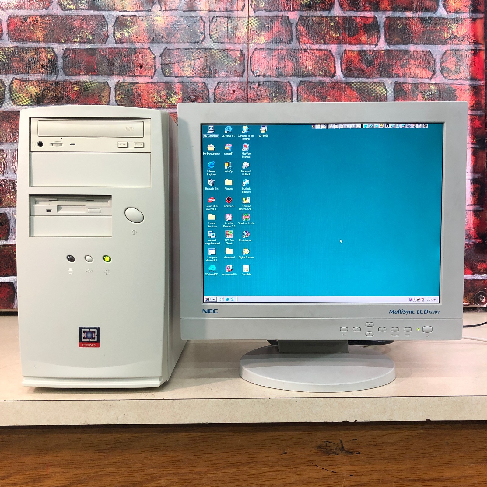Classic Custom Beige ATX Retro Gaming PC Celeron 533MHz 64MB RAM (Windows 98 SE)