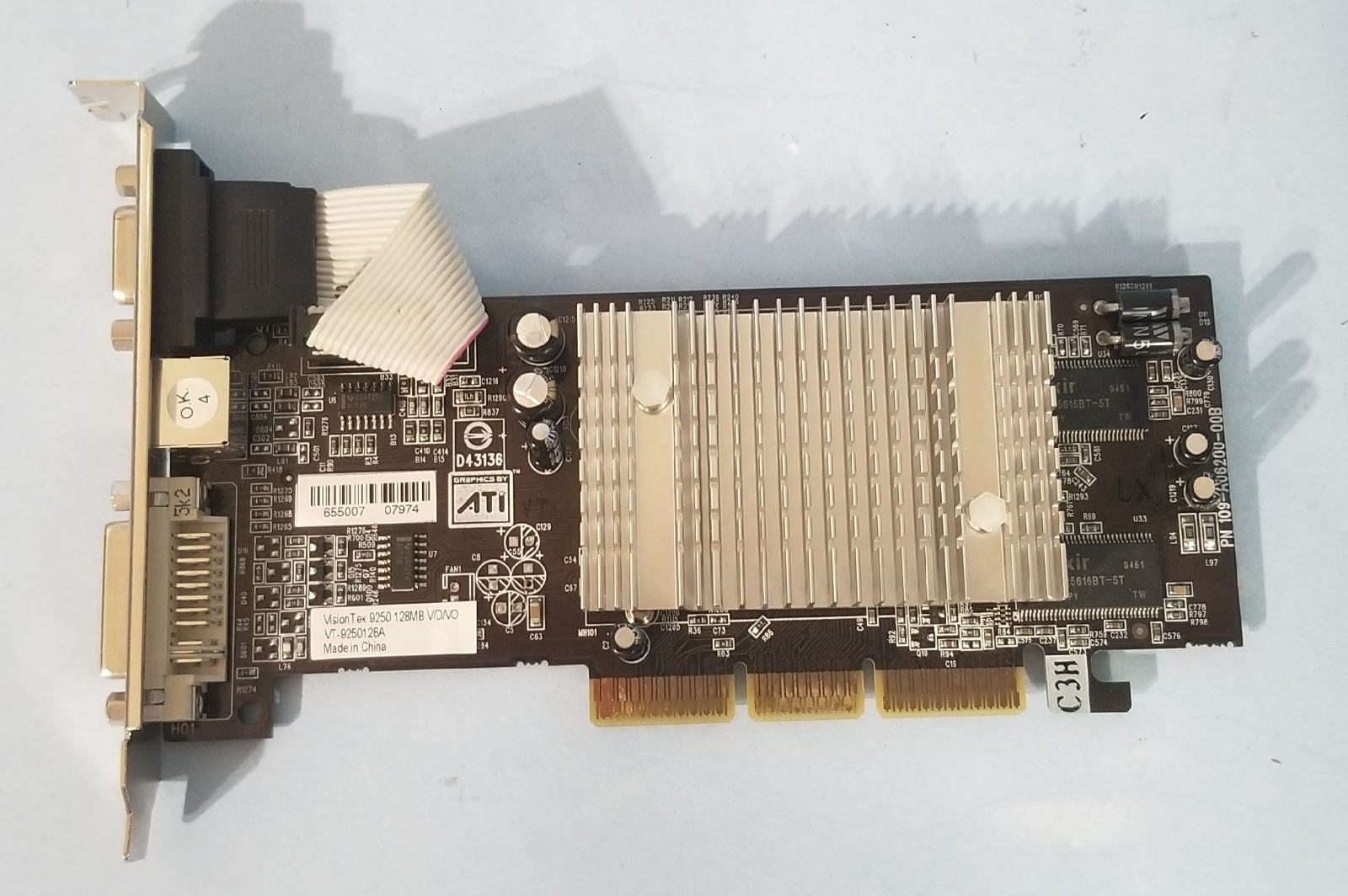 VisionTek ATI Radeon 9250 128MB DDR VT-9250128A Video Card