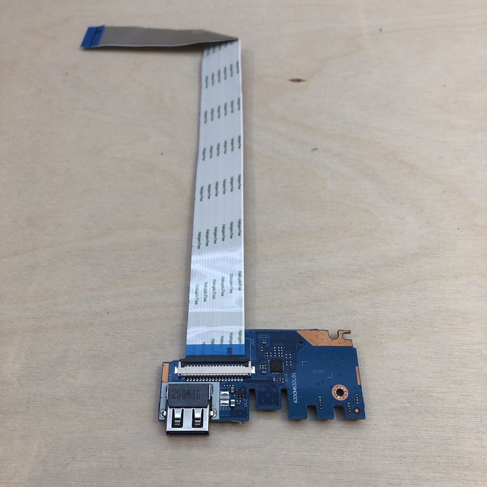 HP 15-DB 15-DA 250 255 256 G7 USB SD Card Reader LED IO Board L20448-001 Genuine