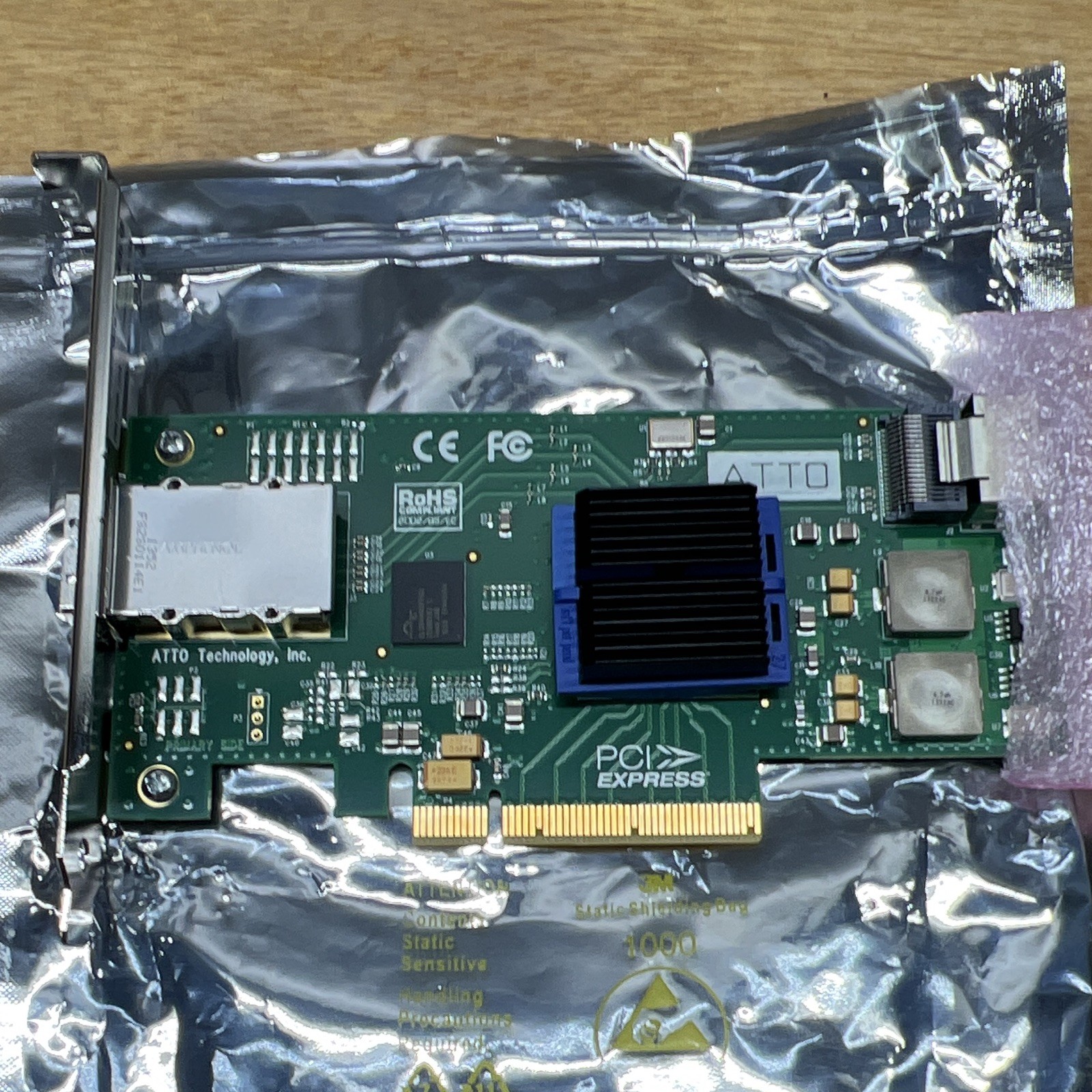 Atto Technology Inc PCI Express H644 6G/s SAS b4/e1/e1 Adapter