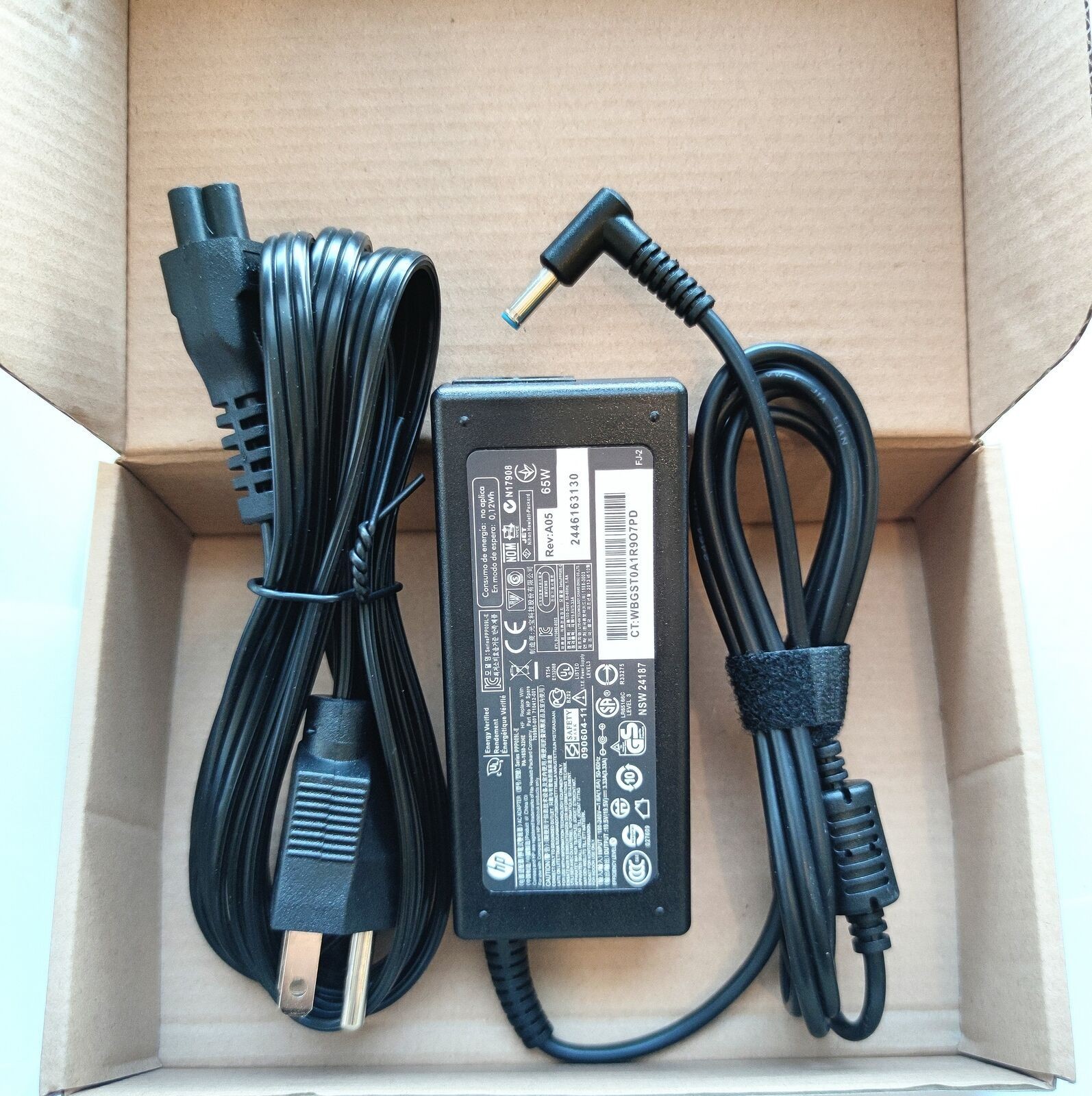 Genuine OEM HP Laptop Charger AC Power Adapter 65W Blue tip 4.5mm 19.5V 3.33A