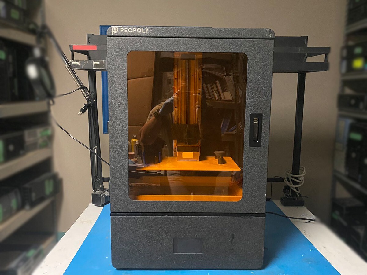 Peopoly Phenom L Massive-Format MSLA 3D Printer with Brand New in box LCD Panel