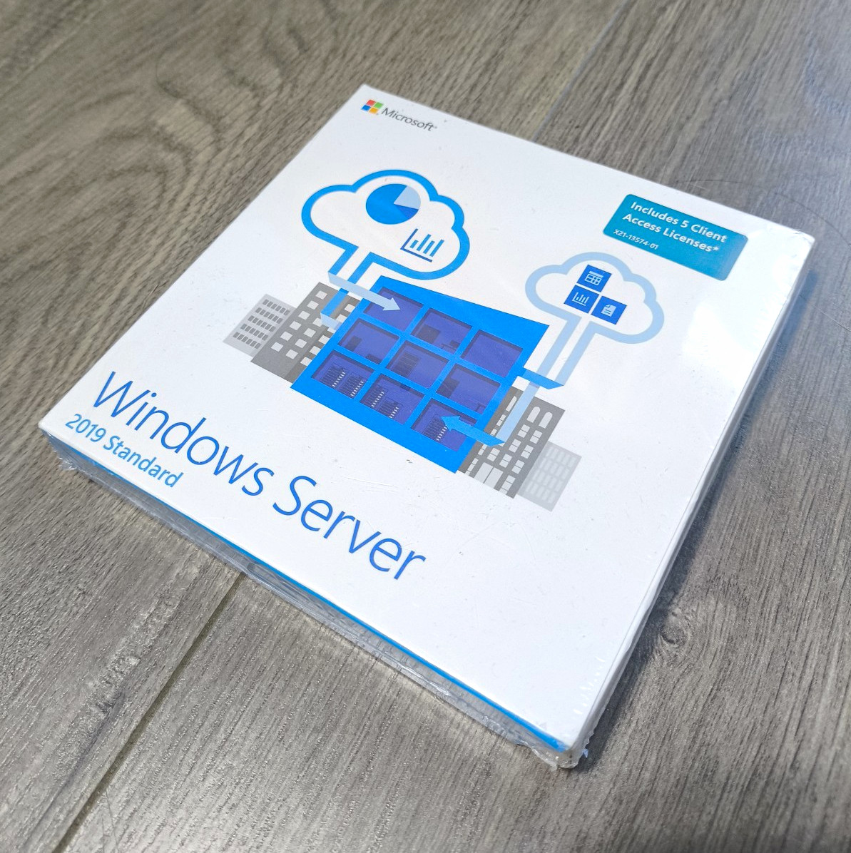 Microsoft Windows Server 2019 Standard DVD English w/ 5 Client Access Licenses