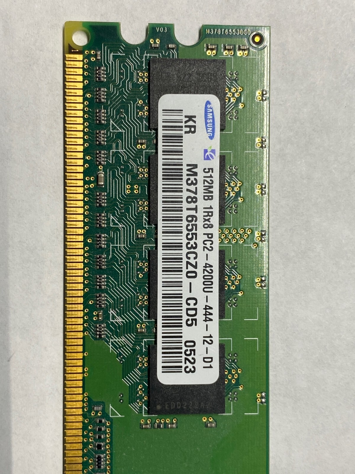 Samsung PC2-4200U 512MB DIMM 533 MHz DDR2 Memory (M378T6553CZ0-CD5)
