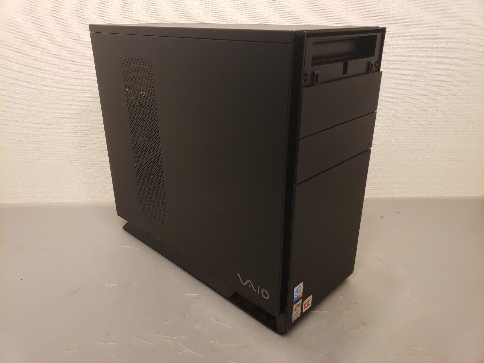 Sony VAIO PCVC21L Pentium 4 34GHz HT 2GB 1TB PC Tower WinXP VCGRB38G G2U