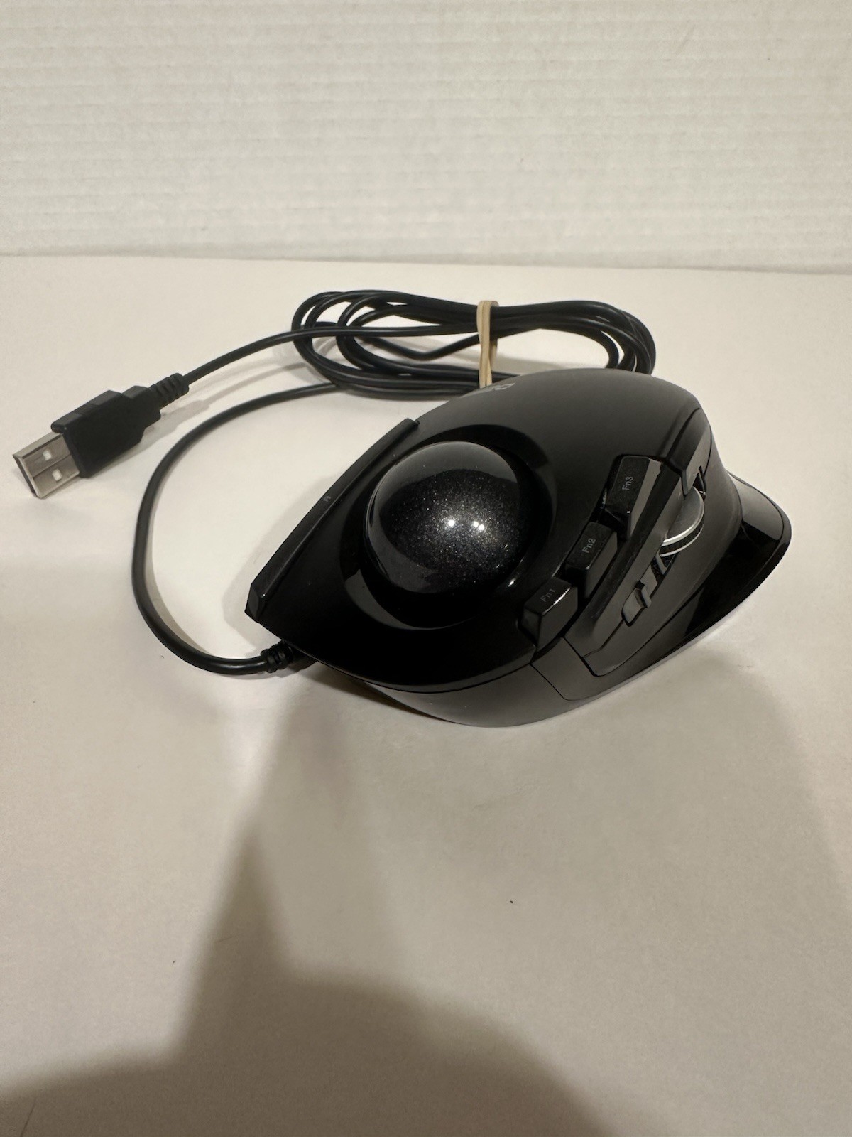 ELECOM DEFT Wired Trackball M-DT2URBK Finger Control 8-Button Function Black