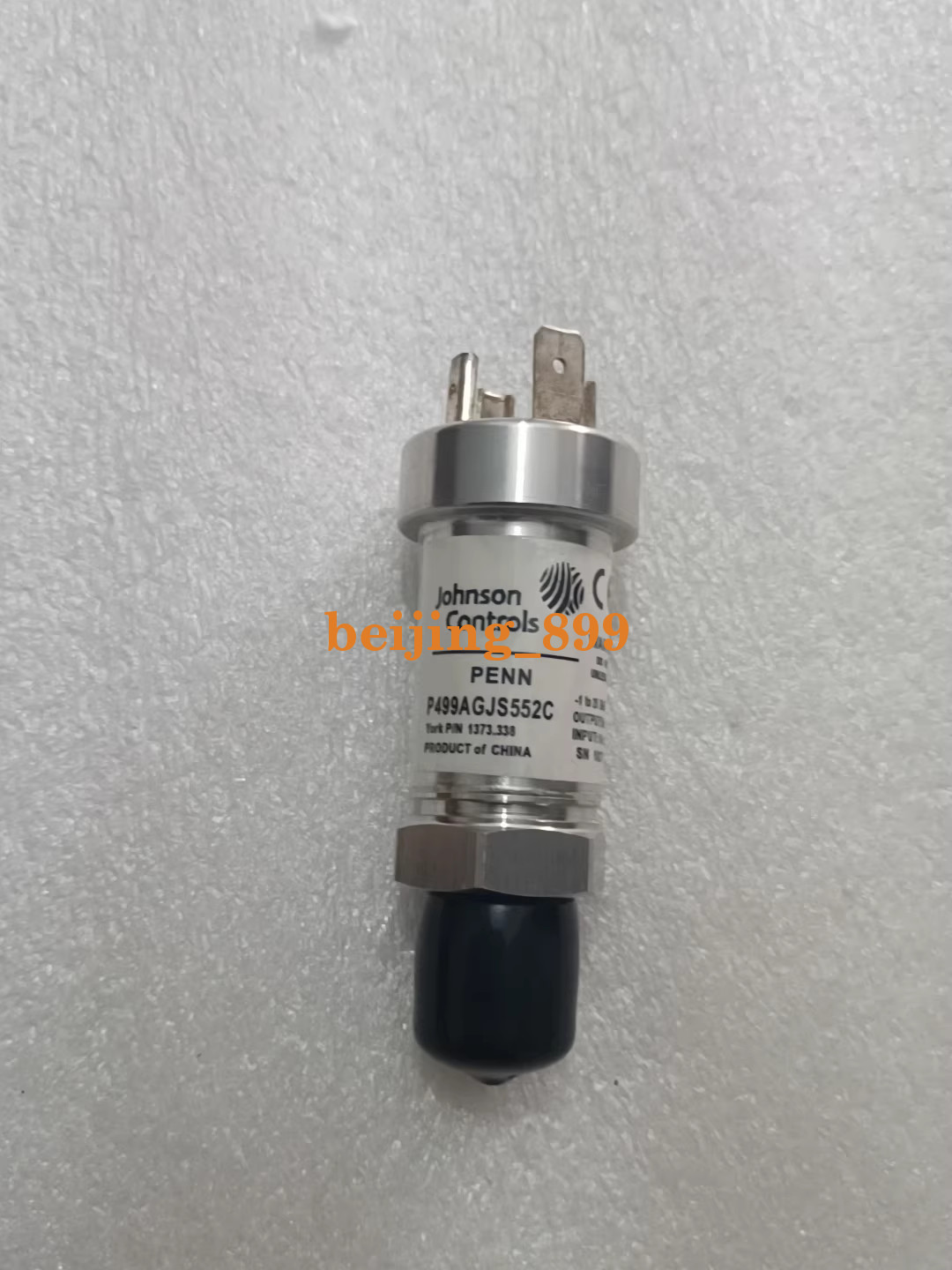 1PC NEW Johnson Controls P499AGJS552C Sensor 1373.338 Fast transportation