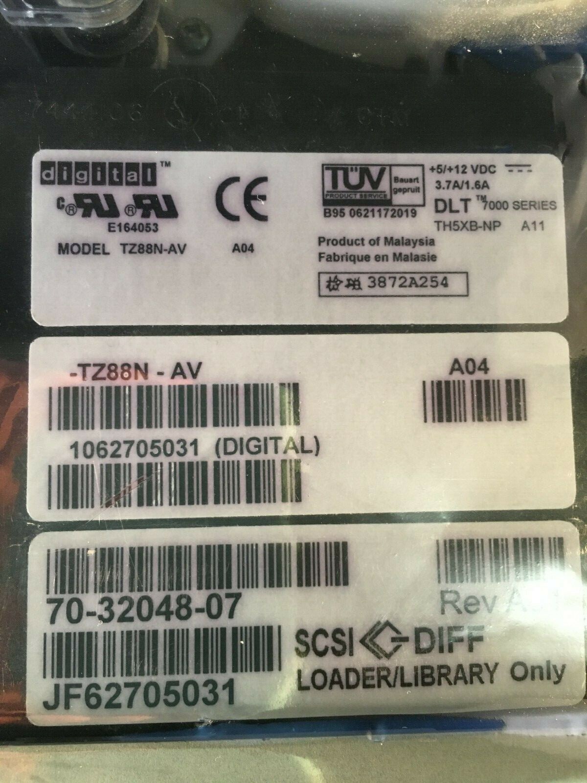 DEC TZ88N-AV DLT4000  20/40 GB SCSI DIFF Loader / Library tape drive 