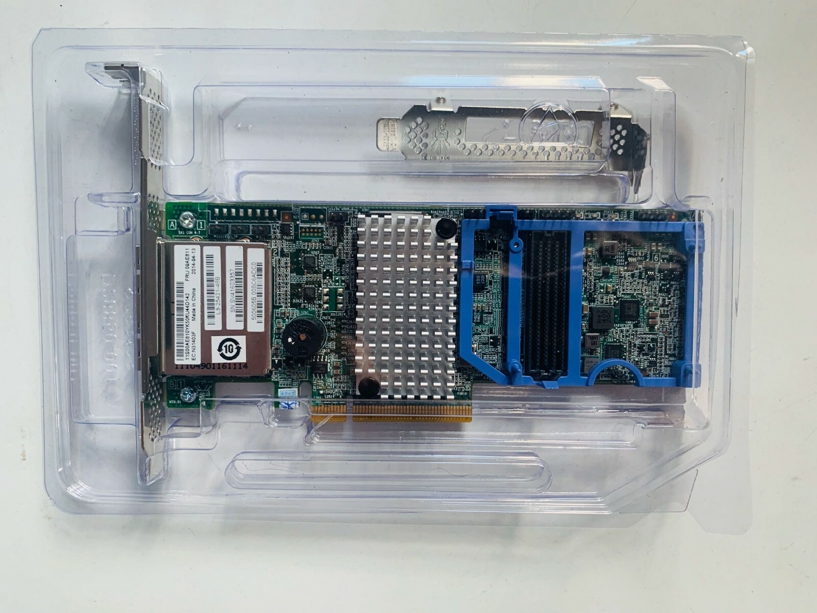 IBM ServeRAID M5120 8-CH SAS 6G SATA 6G PCI-E  81Y4485 81Y4478 81Y4479 00AE811