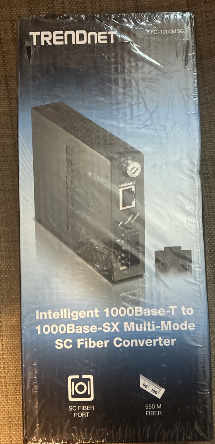 TRENDnet TFC-1000MSC Intelligent 1000Base-T to 1000Base-SC Fiber Converter (ST2)
