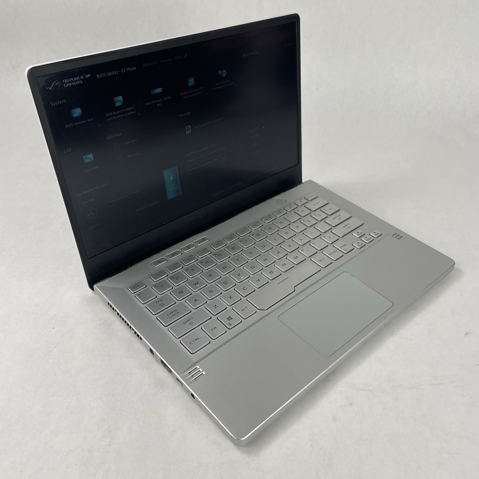 ASUS ROG GA401Q 14" Ryzen 9 5900HS 3.30GHz 16GB RAM RTX 3060 No SSD/OS/AC - CMOS