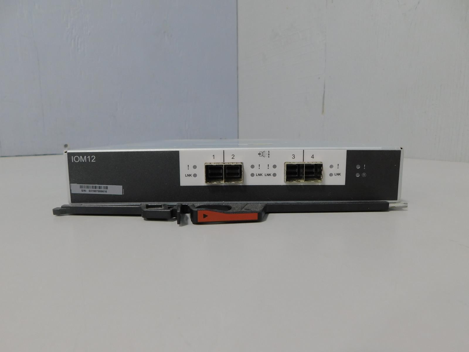 NetApp 111-02850+C3 IOM12 12Gb/s SAS Controller Module