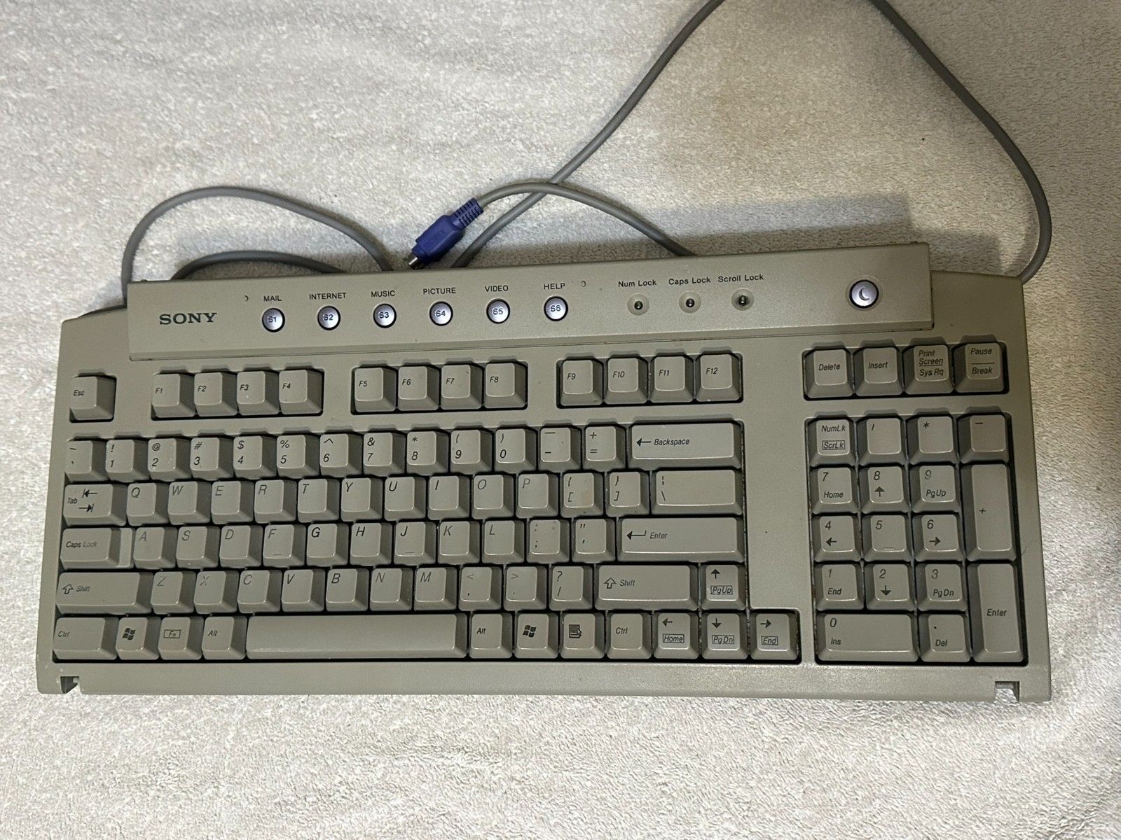 Sony Vaio PCVA-KB1P/UB Wired Computer Keyboard Gray