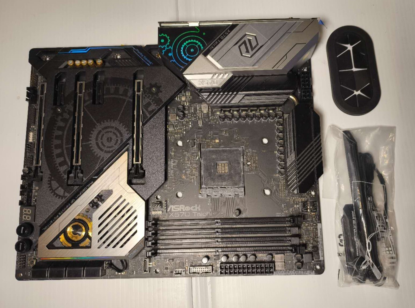ASRock X570 Taichi AM4 ATX Motherboard DDR4 PCIe 4.0 Tested Working + WiFi Anten