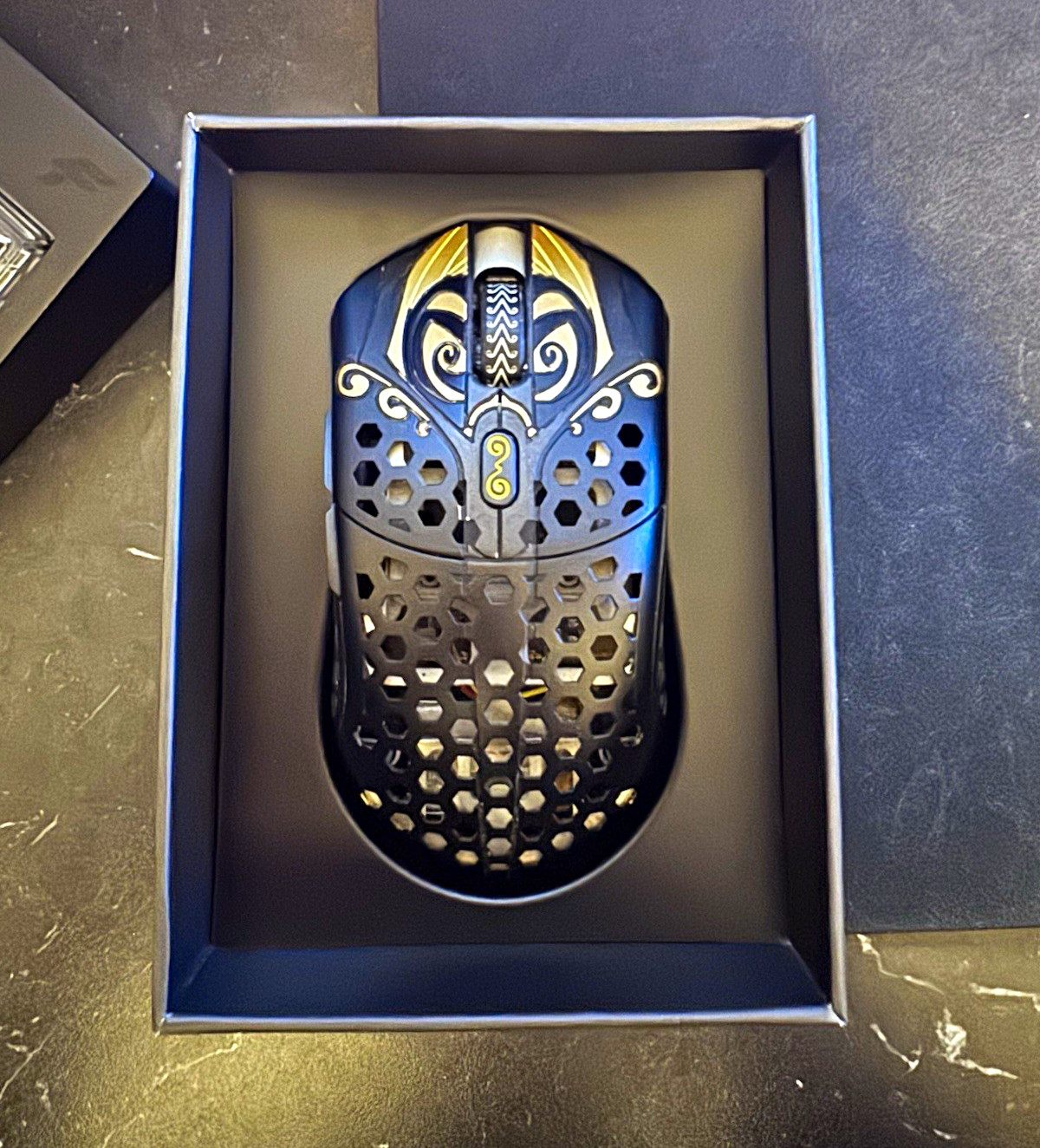 Finalmouse Starlight-12 Hades - Small