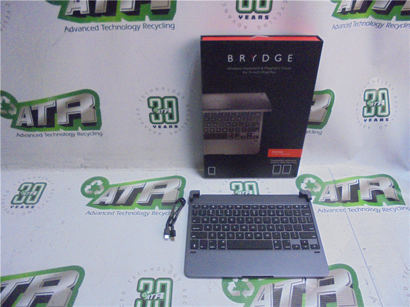 Brydge BRY4012-B Wireless Keyboard New Open Box with Charger for iPad Pro