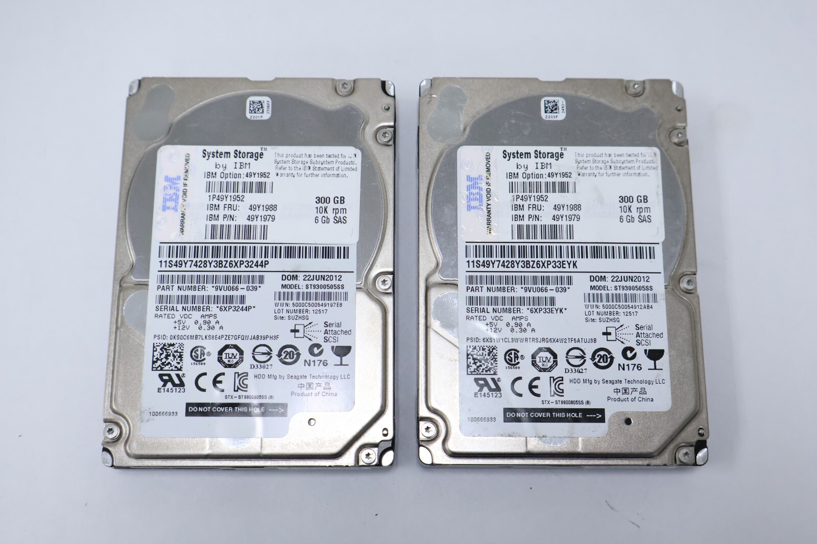 (LOT OF 2) IBM System Storage 300GB 10K RPM 6GB/s SAS HDD | 49Y1952 - 9VU066-039