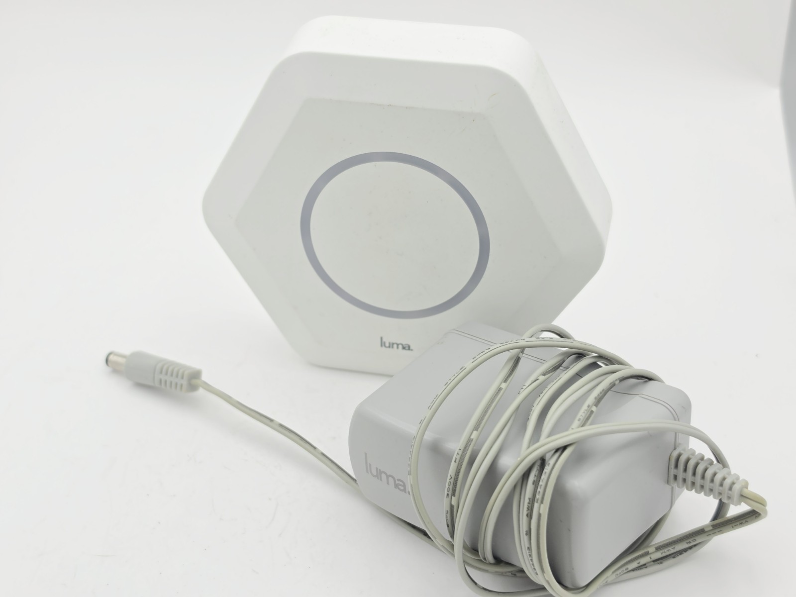 Luma WRTQ-329ACN Whole Home Mesh WiFi Router White