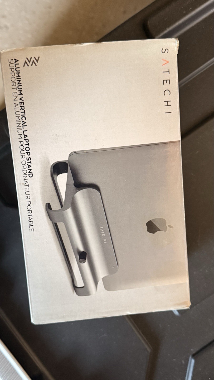 Satechi Aluminum Vertical Laptop Stand for MacBook/Pro/Dell XPS/Yoga - Silver