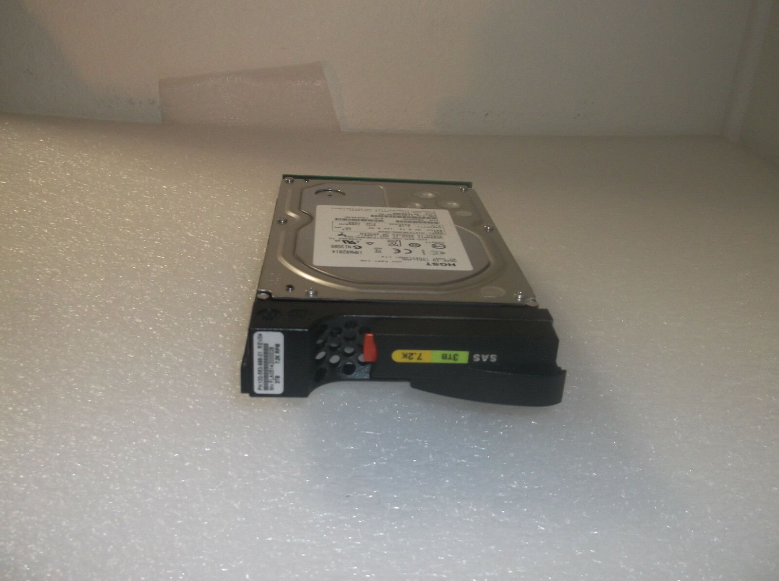 EMC DATA DOMAIN DD2500 100-563-998 3TB  7200RPM SAS  HARD DRIVE  X-2UC-3TBS 