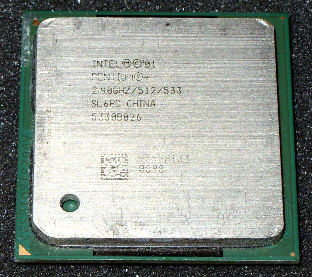 INTEL PENTIUM 4  2.4 GHz PROCESSOR, 533 MHz BUS, SL6PC, SOCKET 478, US SELLER