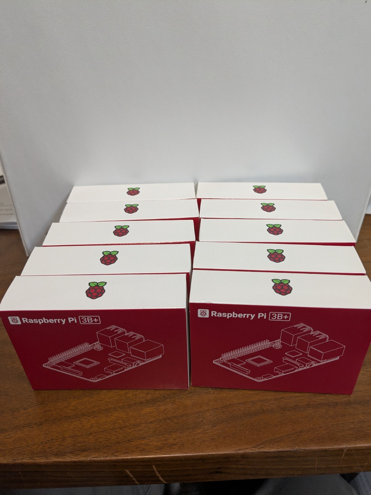 Bundle of 10 Raspberry Pi 3 Model B+, new, box opened but not used