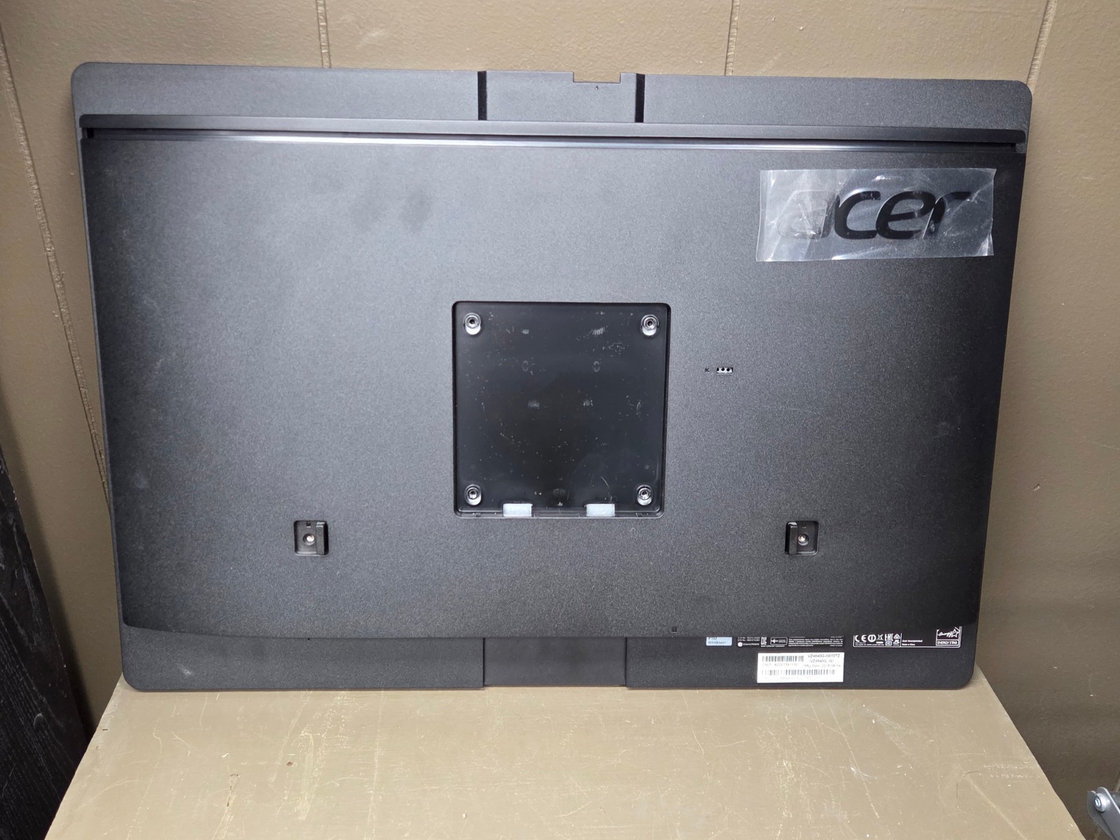 Acer Veriton Z4640G Back Casing                   RL126