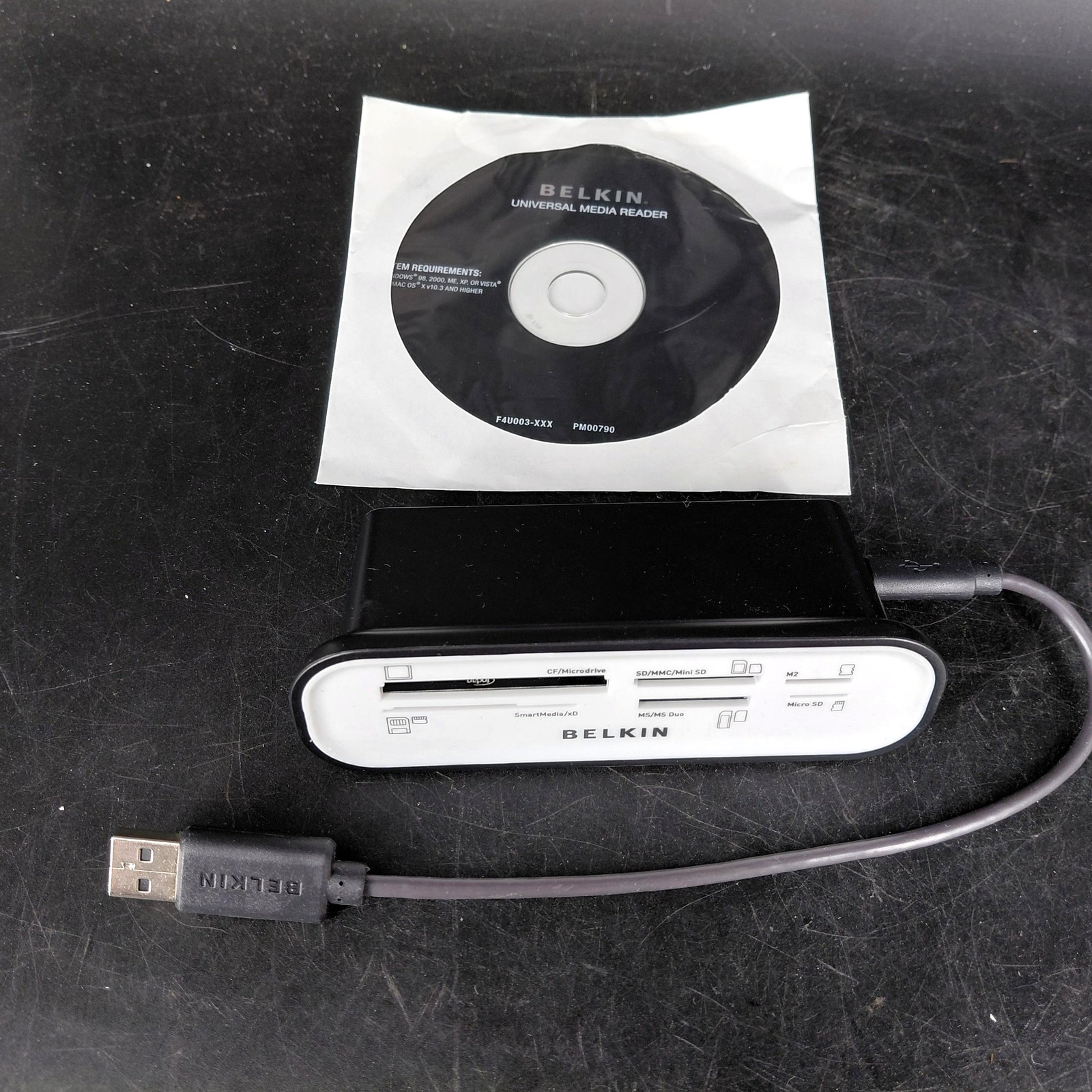 Belkin Universal Media Reader F4U003 USB 2.0 External Card Reader Black CD