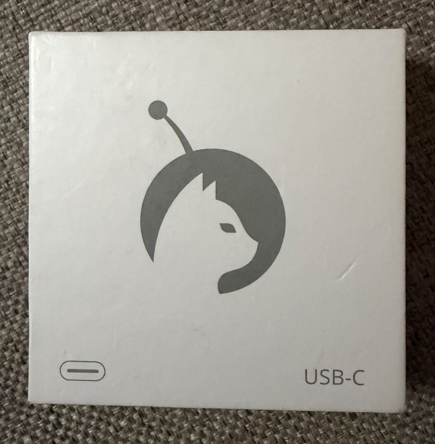 Luna Display USB-C Wireless Video Adapter for Mac and iPad Astro HQ Red In Box