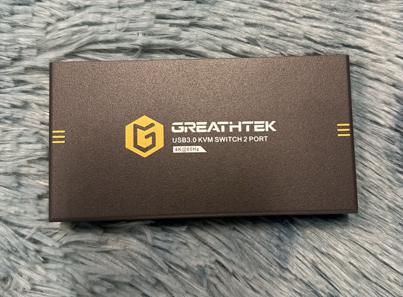Greathtek KVM Switch USB 2.0 Dual Monitor 2 Port 4K @ 60Hz