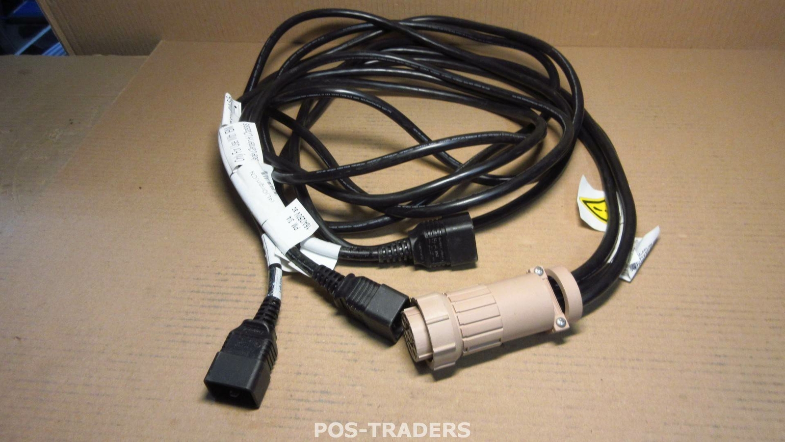 IBM 39M5445, 200-240V Triple 16A IEC Power Cable 2.8M FOR IBM BLADE CENTER H