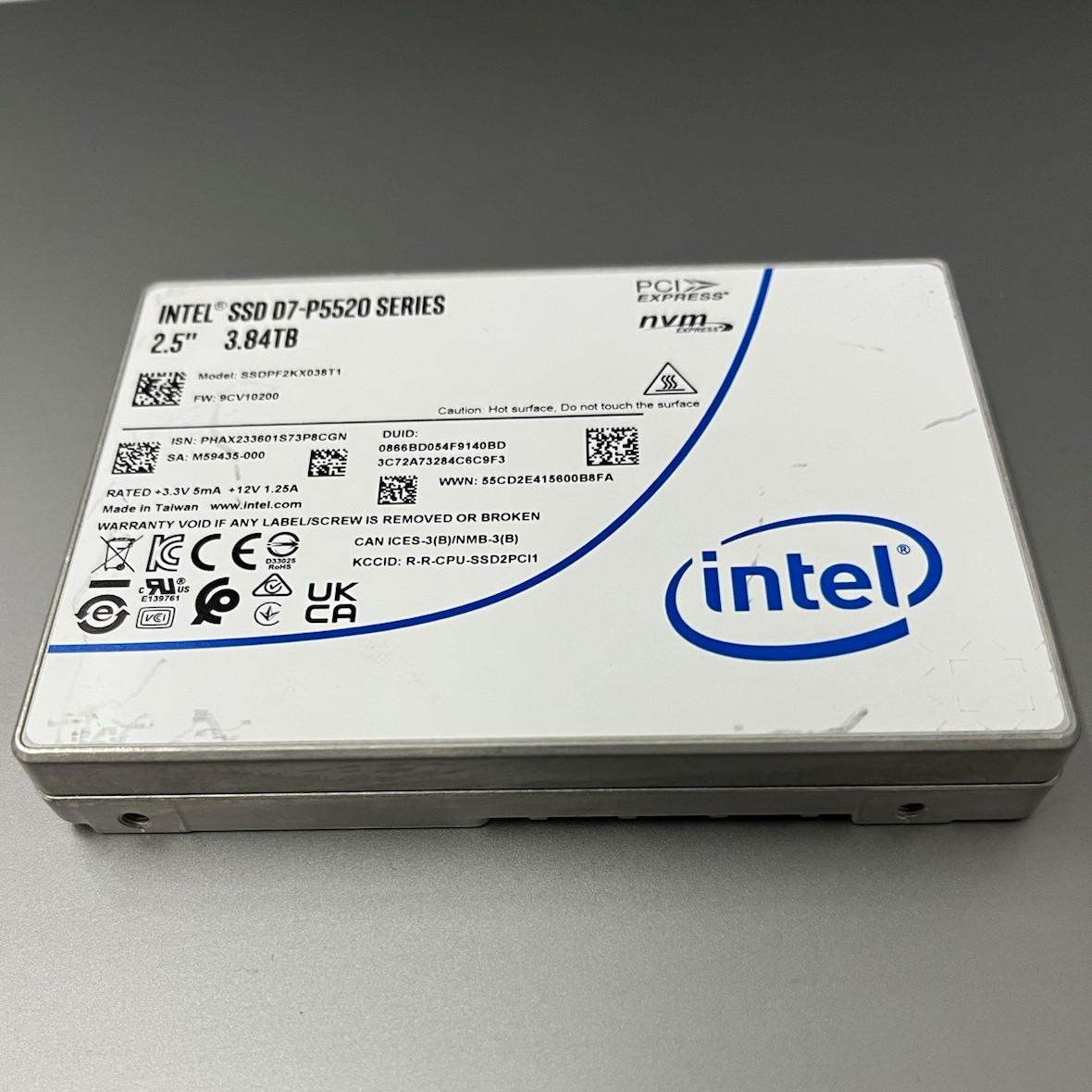 Intel D7-P5520 3.84TB 2.5" NVMe PCIe Internal SSD Silver SSDPE7KX038T7