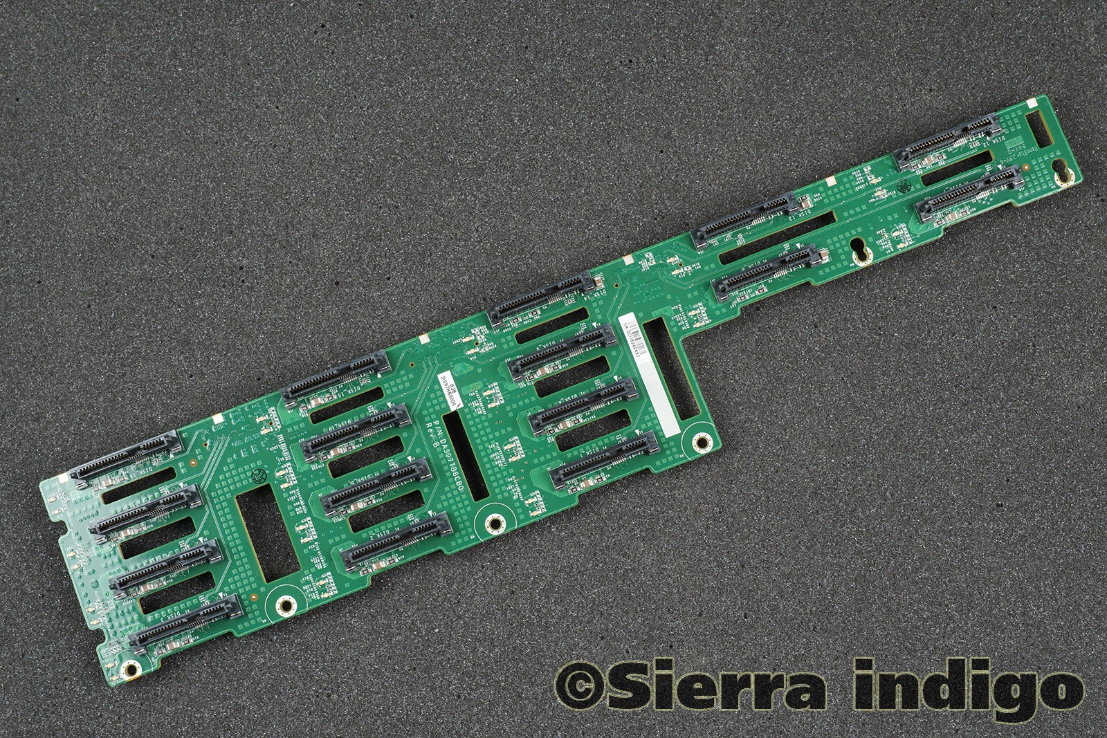 Cisco DAS97TB8CB0 3IS97HB0000 SAS Backplane for UCS C210 M2
