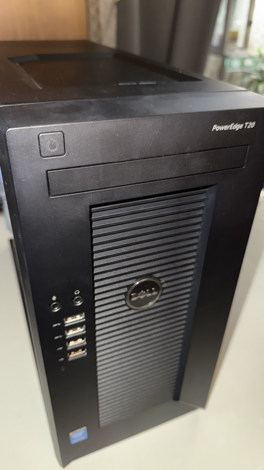 Dell PowerEdge T20 Server Intel Pentium G3220 32GB DDR3L ECC 4x 160GB HDD