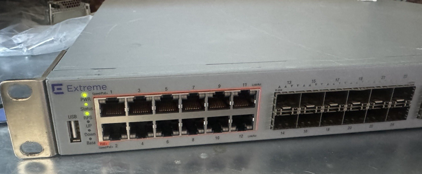 Extreme Network EC4400A05-E6 VSP4450GSX-PWR+ dual 1000W PSU rack mounts TESTED