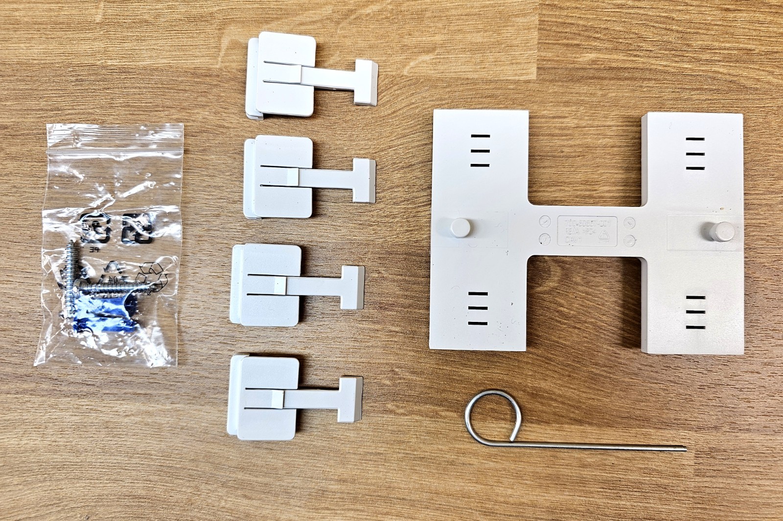 Ruckus Access Point R670 Ceiling Full Mount Kit