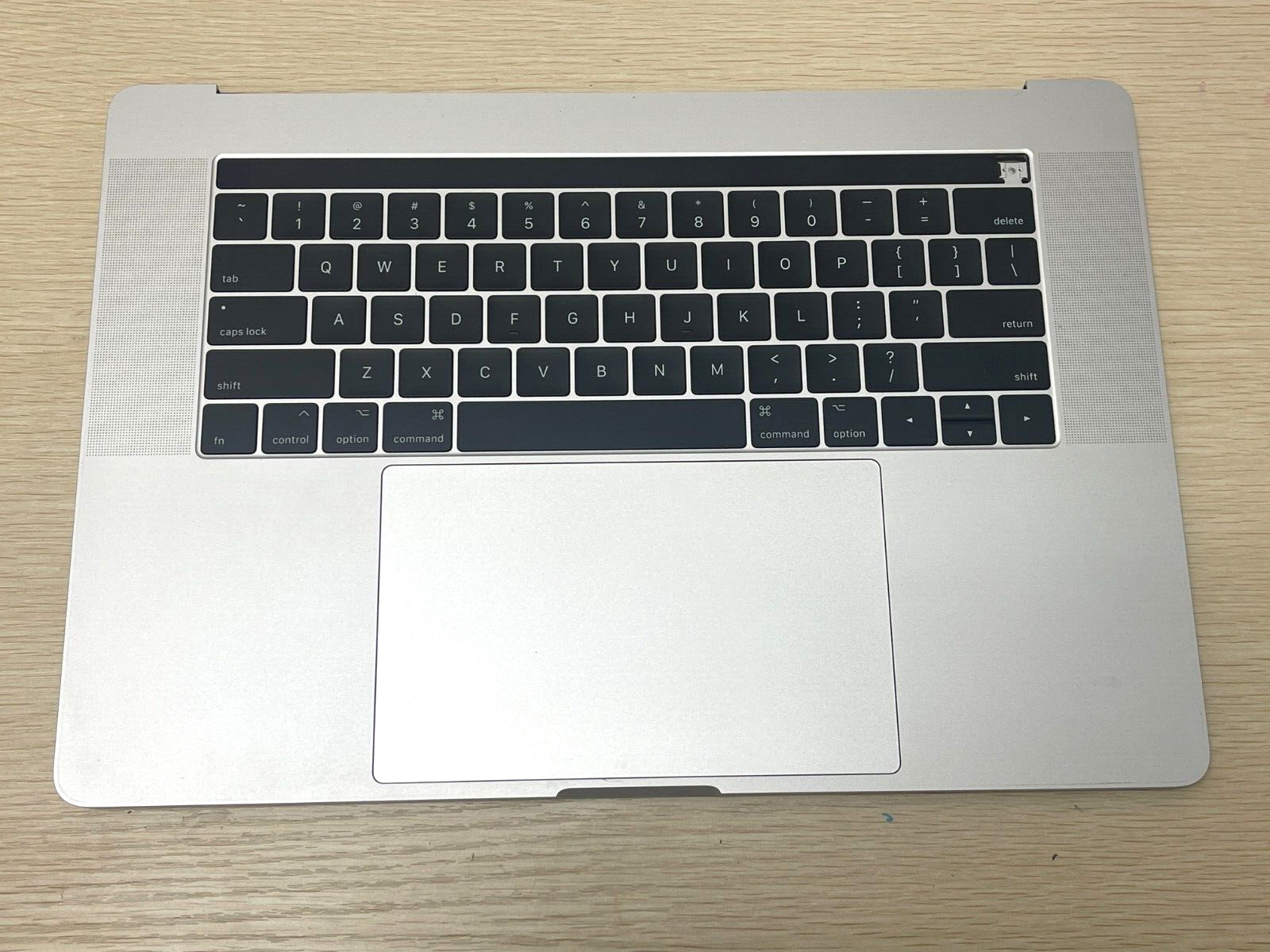 OEM MacBook Pro 15" A1707 2016 2017 Top Case Trackpad Keyboard Silver - Grade A