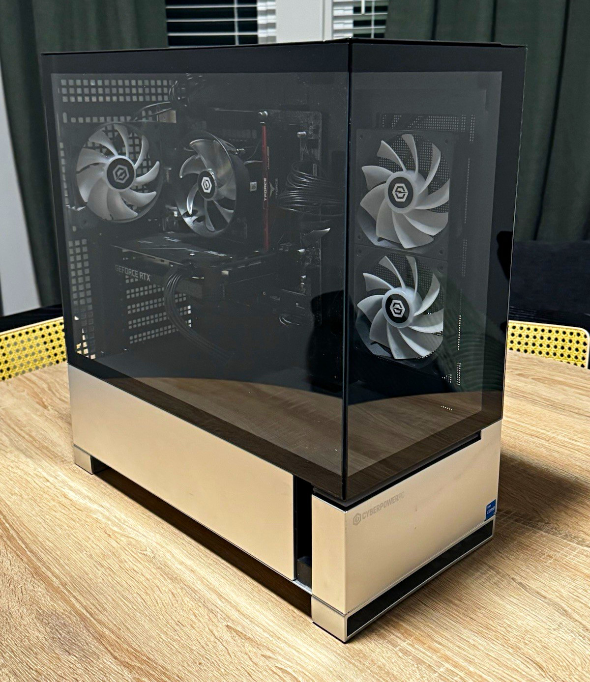 CyberPowerPC C Series Intel Core i5-13th Gen RTX 4060 16GB 1TB + 512 GB SSD W11
