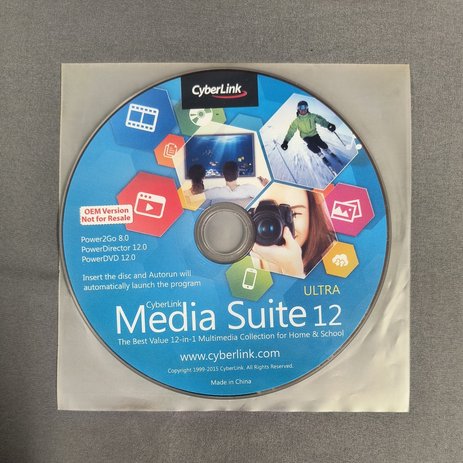 CyberLink Media Suite 12 (Power2Go 8 + PowerDirector 12 + PowerDVD 12) for Dell