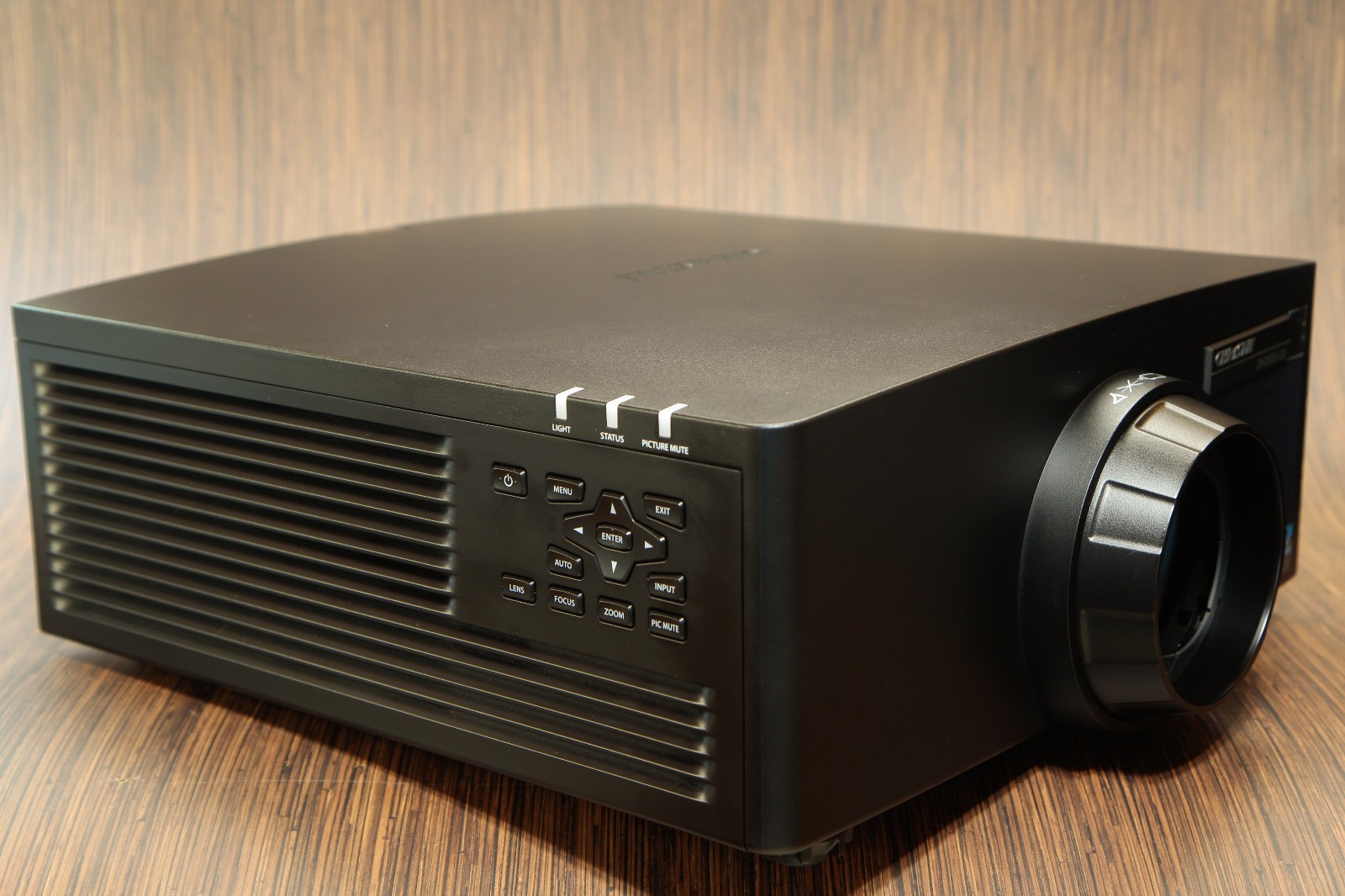 Christie DHD555-GS Full HD 1080p Laser DLP Projector - Works - READ