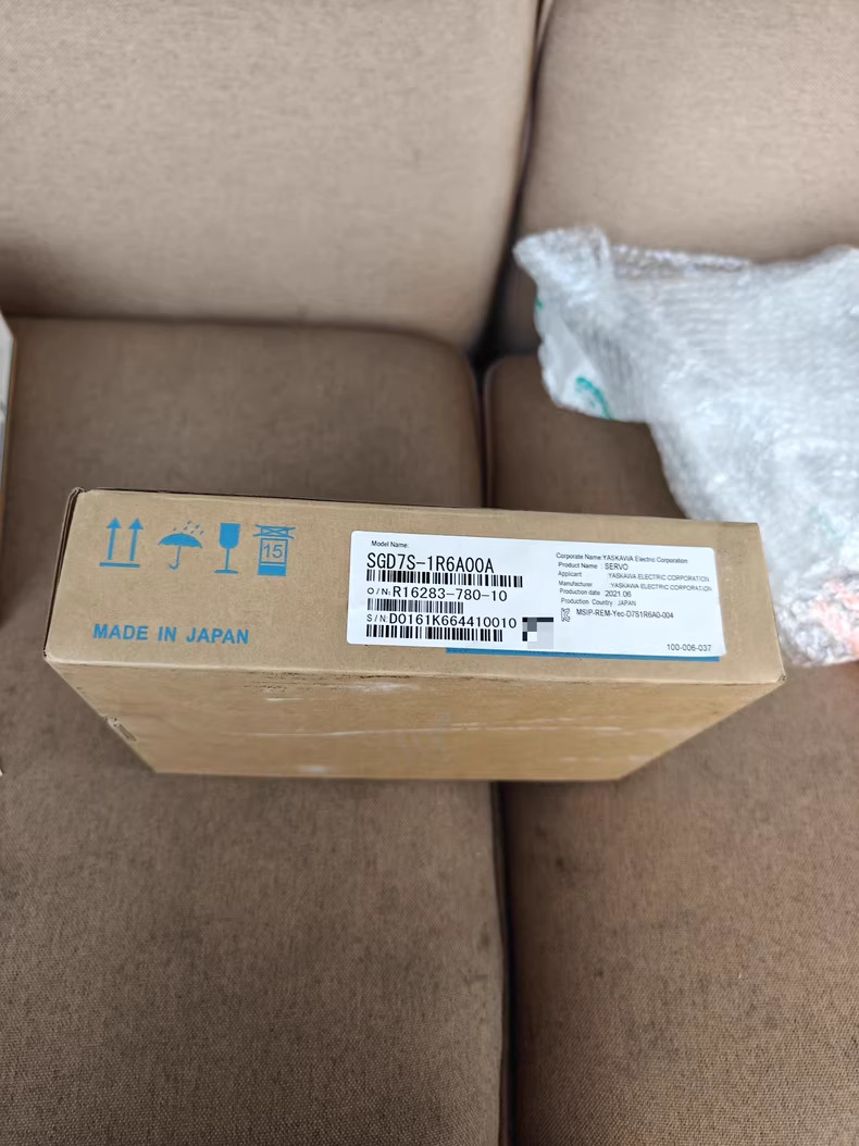 1 Pcs New YASKAWA SGD7S-1R6A00A Servo Drive Spot Goods Fast shipping DHL/Fedex